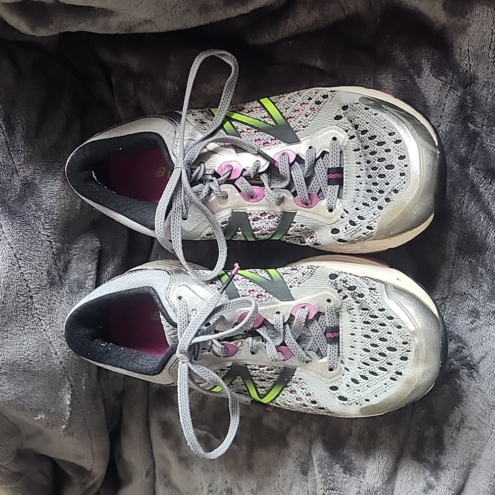 New Balance Women's 1260v7 Running Shoes